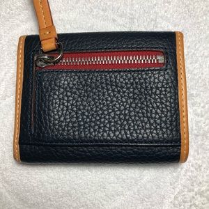 Dooney & Bourke Bags - Dooney and Bourke pebble grain wallet (small) Dooney & Bourke Bags - Dooney and Bourke pebble grain wallet (small)